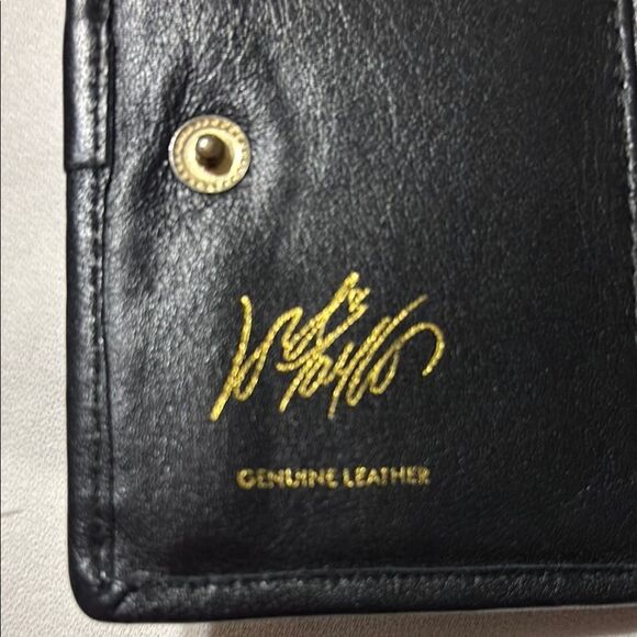 Lord & Taylor Genuine Leather Elegant Black Textured Wallet - Picture 4 of 6
